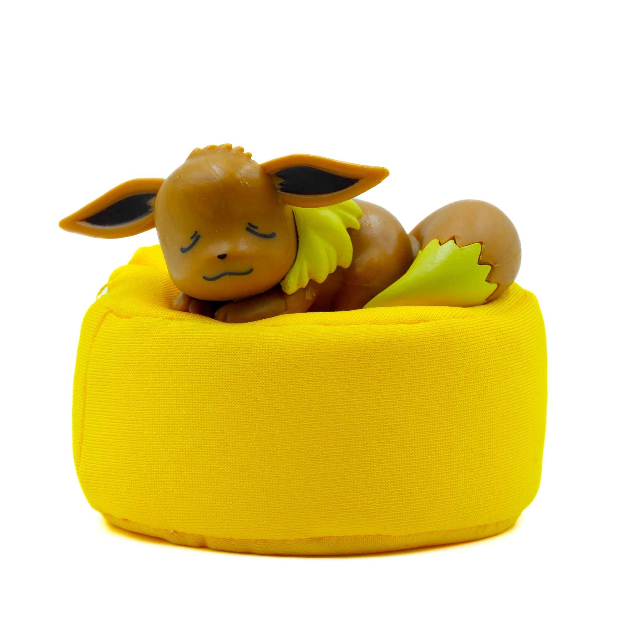 Eevee Sleeping Mini Pokémon Figurine Cozy Bed Style 4 
