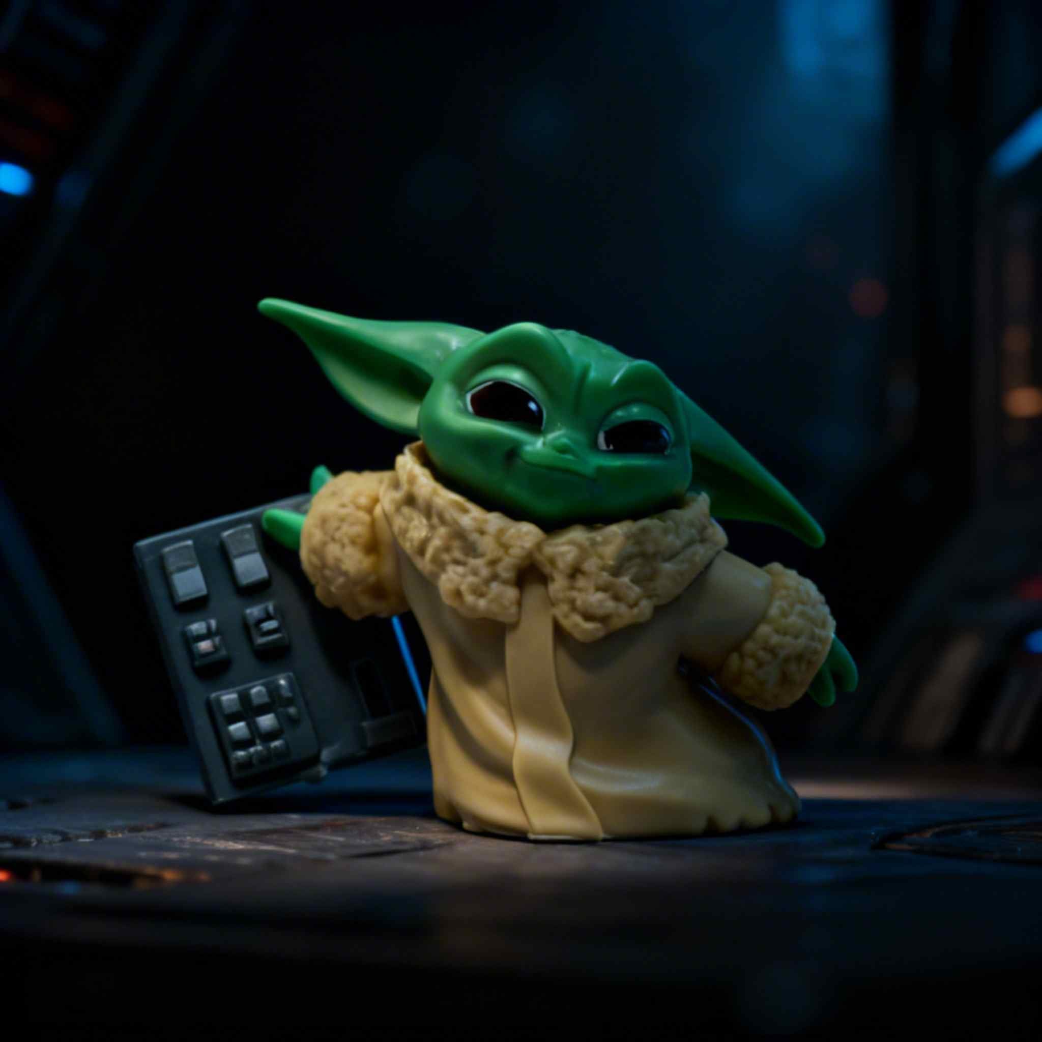 Grogu Control Panel Scene Star Wars Figure Collectible -  - Marvel DC