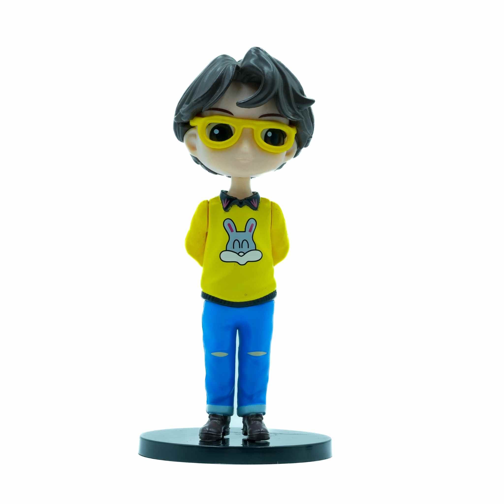 Kim Taehyung ‘V’ BTS Figure Yellow Glasses, Cute Fashion Style KPop Collectible 2 