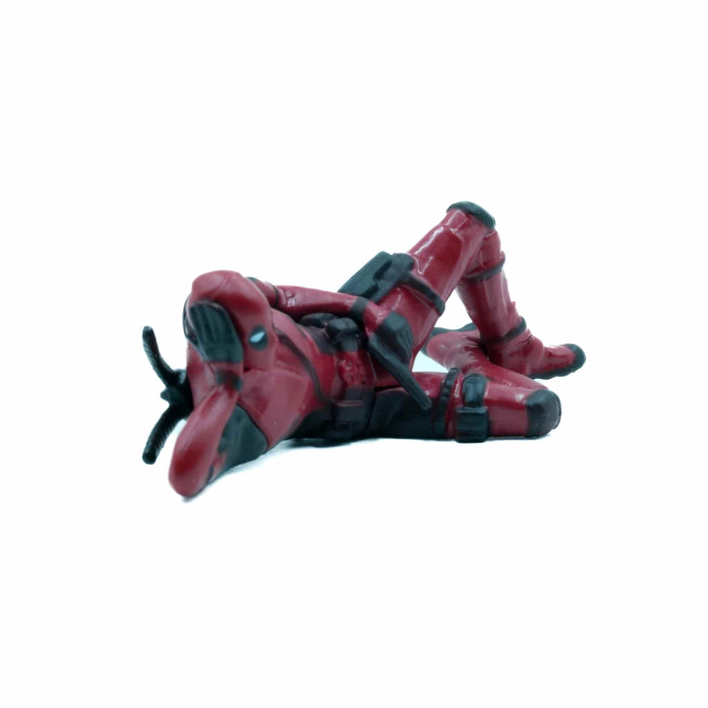 Marvel Deadpool Relaxing Pose Chibi Figurine 3 