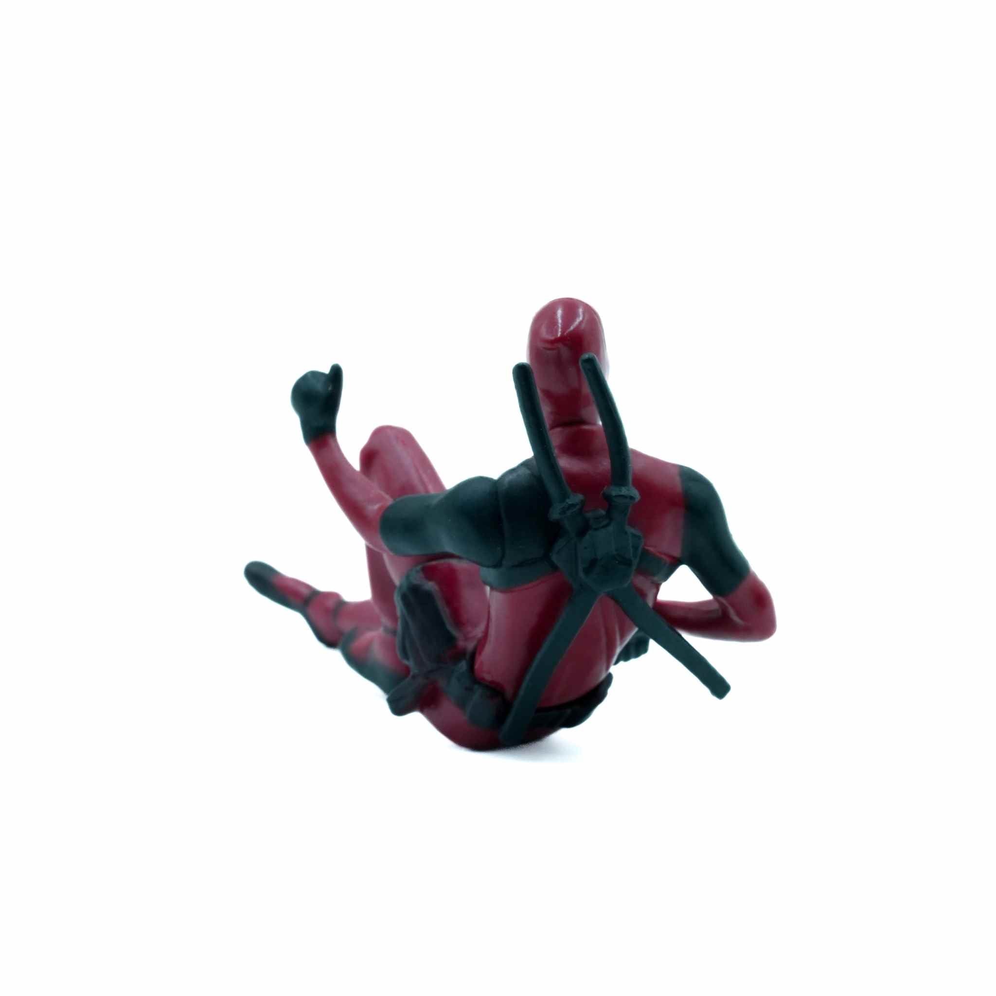 Marvel Deadpool Thumbs Up Chibi Figurine 4 